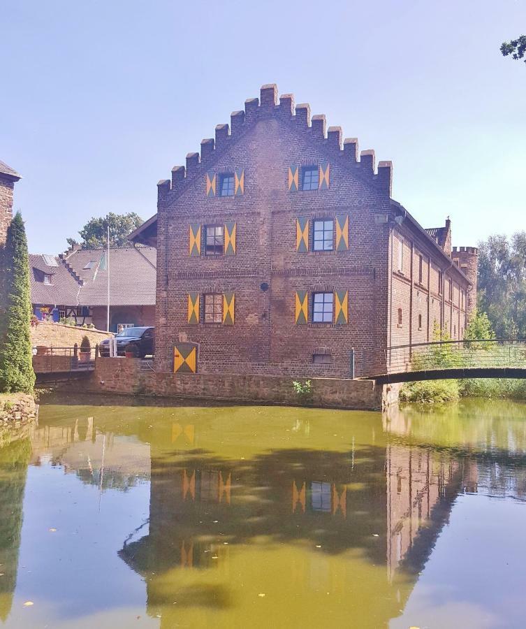 Kleeburg Euskirchen Exterior foto
